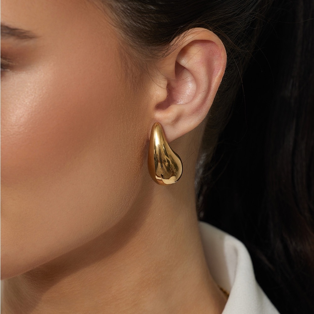 Gold Water Drop Stud Earrings*Teardrop Earrings*High Gloss Design*Lightweight